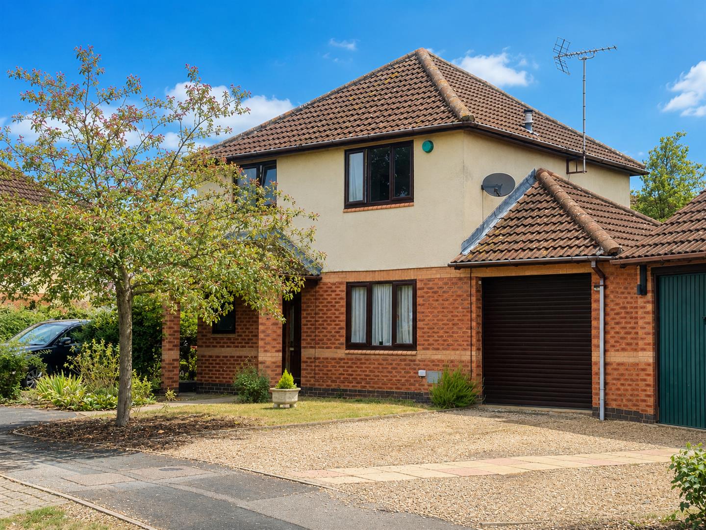 Hockliffe Brae, Walnut Tree, Milton Keynes